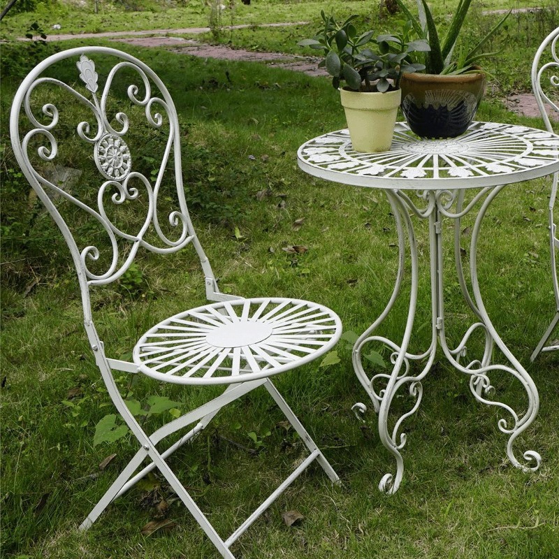 French Vintage Iron Table and  - Outdoor Furniture For Cafe reseña y precio