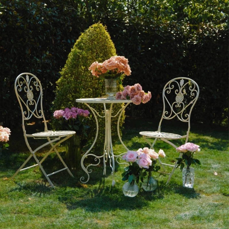 French Vintage Iron Table and  - Outdoor Furniture For Cafe reseña y precio
